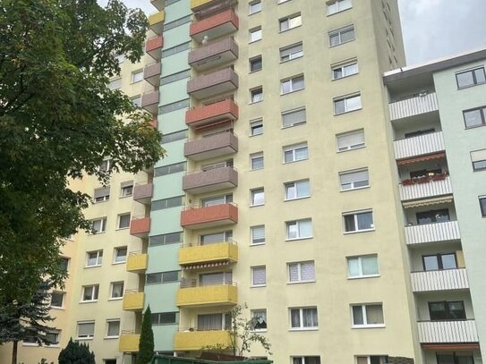 2 - Zimmer-Eigentumswohnung mit Balkon in Hanau-Kesselstadt