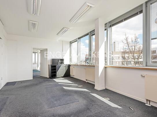 Büro mit Ausblick über Berlin Mitte!