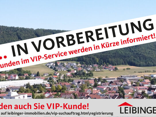 PROVISIONSFREI - Einfamilienhaus mit großer Wohnung, zusätzliche Einliegerwohnung und 2 Garagen, in ruhiger Wohnlage.