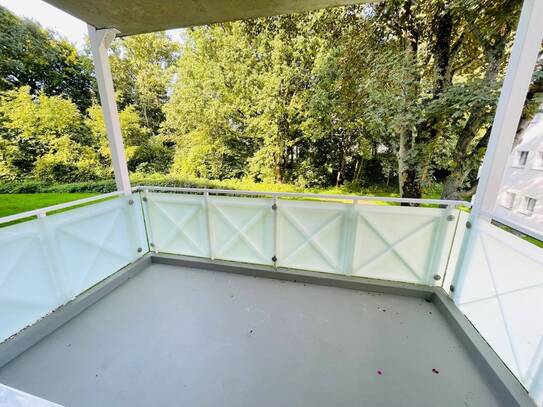 *Erstbezug nach Sanierung*Balkon*Wanne*Dusche*