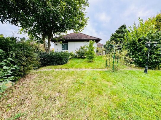 Winkelbungalow mit 1.800m² Grundstück