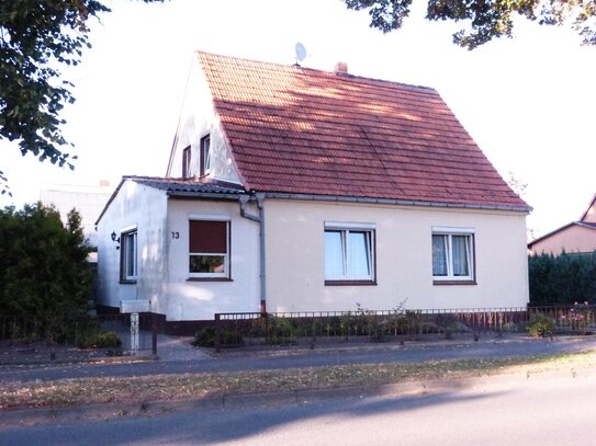 kleines, gemütliches Eigenheim auf dem Lande