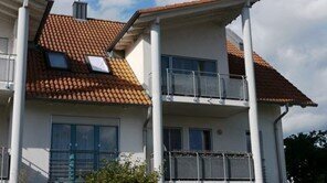 Sehr attraktive 2,5 Zimmer Wohnung im 1. OG in kleiner Wohnanlage in Rielasingen