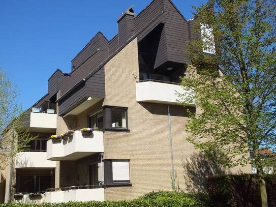 Lippstadt-Stadtmitte, komplett renovierte ETW auf 2 Ebenen- mit Loggia und Garage