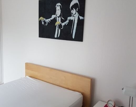 ab 01.02.25.möbl. Zimmer München 695 € mit Terrasse an WE-Heimfahrer oder Studenten