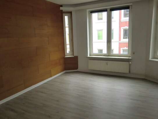 2-Zimmer-Wohnung in modernisiertem Altbau