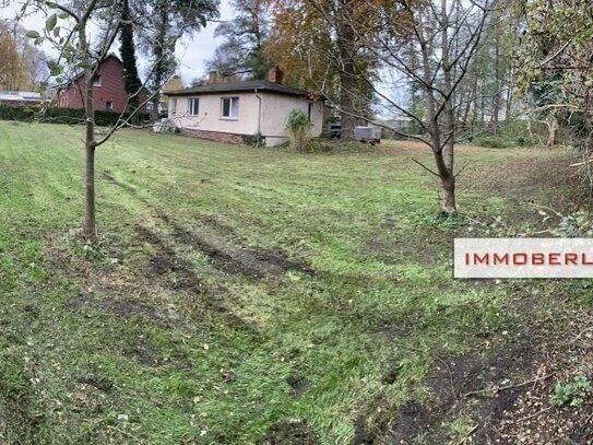 IMMOBERLIN.DE - Wassergrundstück mit Seeblick! Exzellentes Bauland am Zeesener See