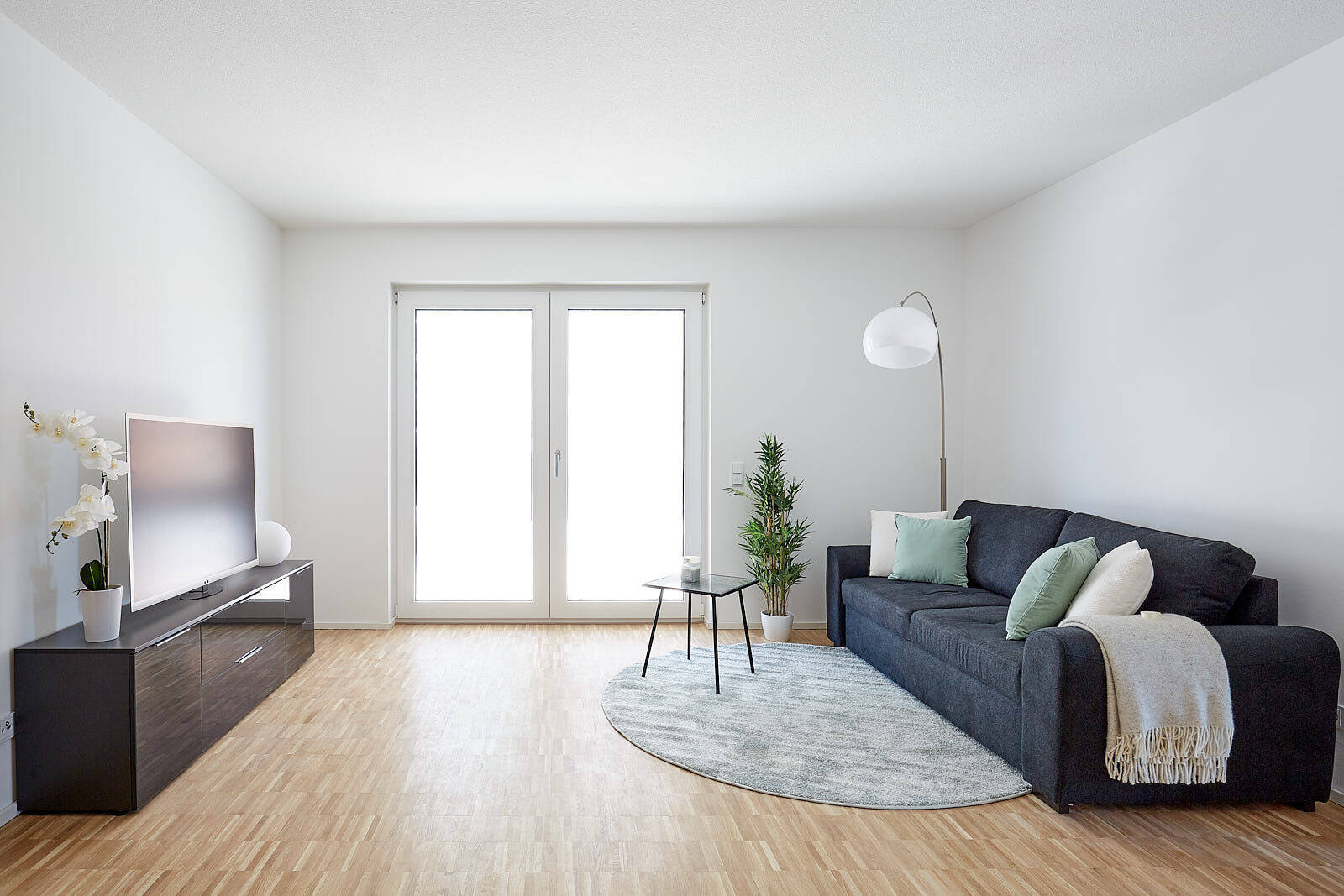 Praktisch geschnittene 2-Zimmerwohnung mit Balkon! - Photo 1