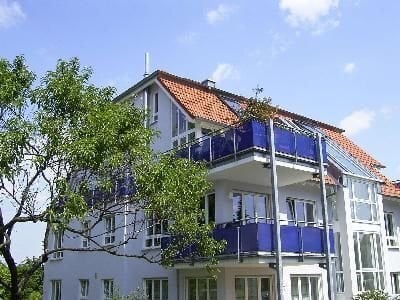 "Park Immobilien" Exklusive Maisonette-Whg. in Top-Lage mit EBK, Dachterrasse inkl. 2 Garagenplätze