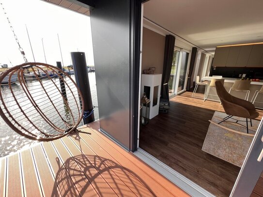 LUXUS Hausboot - 3 Etagen - 100m² Wohnen + 120 m² SONNENTERRASSE - Kamin, Kino, komplett individuell