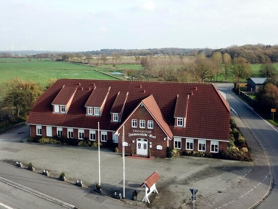 Traditionsreicher und stark frequentierter Landgasthof mit Eignerhaus und Einliegerwohnung