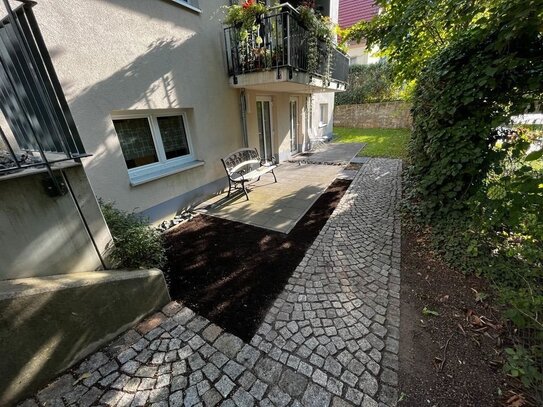 Kleine feine Wohnung mit Terrasse + Garten in DD-Loschwitz