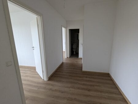 *** Gut aufgeteilte 3 ZKB-Wohnung mit Balkon ***