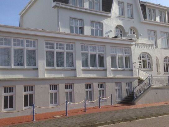 Exklusive Strandvilla im Jugendstil – Einzigartiges Wohnen in perfekter Lage