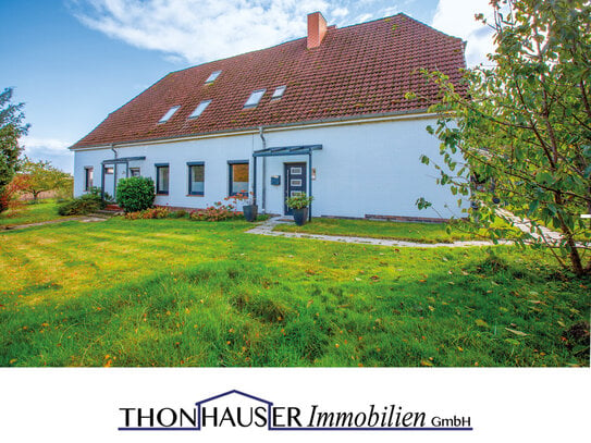 Mehrfamilienhaus mit drei Wohneinheiten und Garten in 23896 Mannhagen