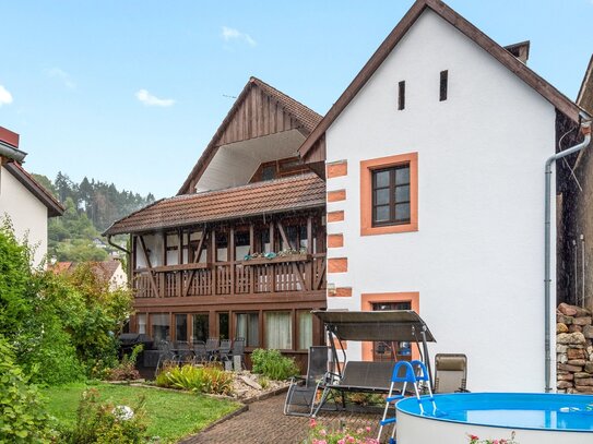 Familienhaus oder Generationenhaus mit großem Garten in Hauingen