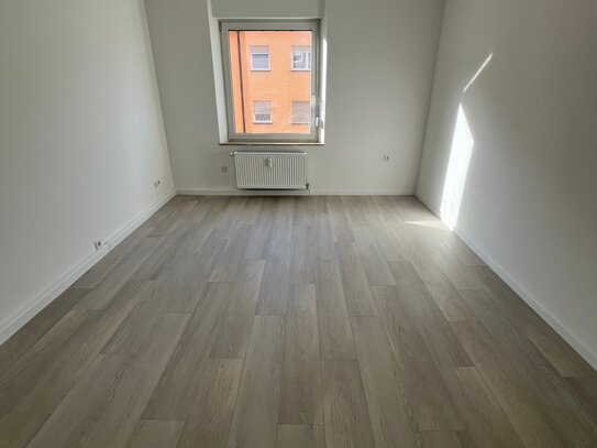 Frisch Sanierte 3 Zimmer Wohnung Nürnberg/Steinbühl