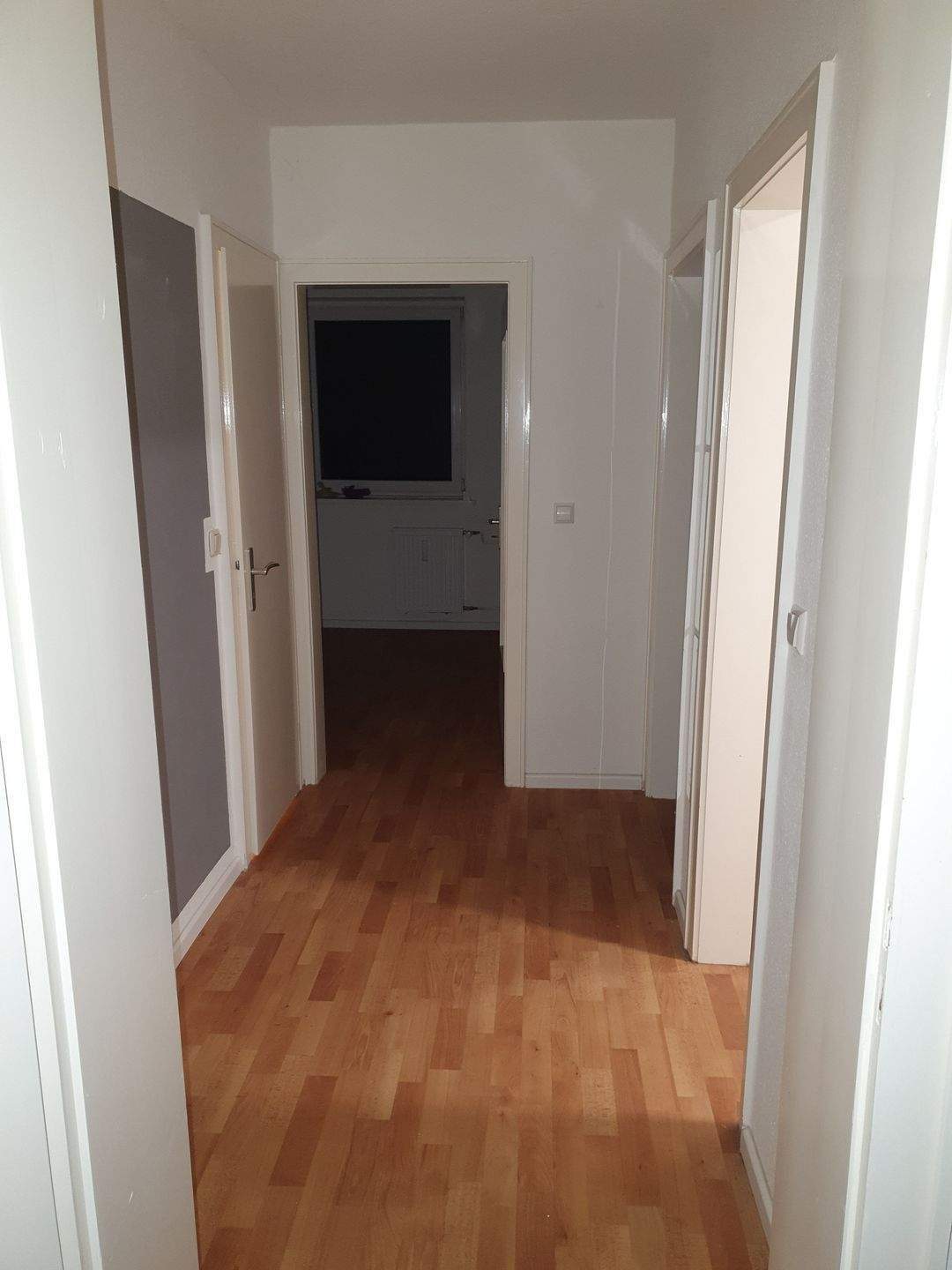 Bitte unsere Fragen beachten! HH-Jenfeld, 2 Zimmer Wohnung mit Balkon