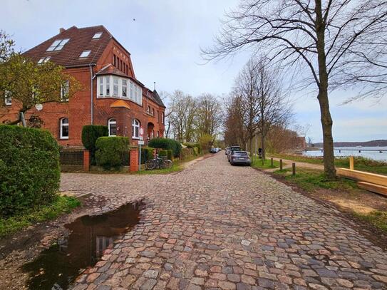 Mehrfamilienhaus mit Wasserblick in Kiel