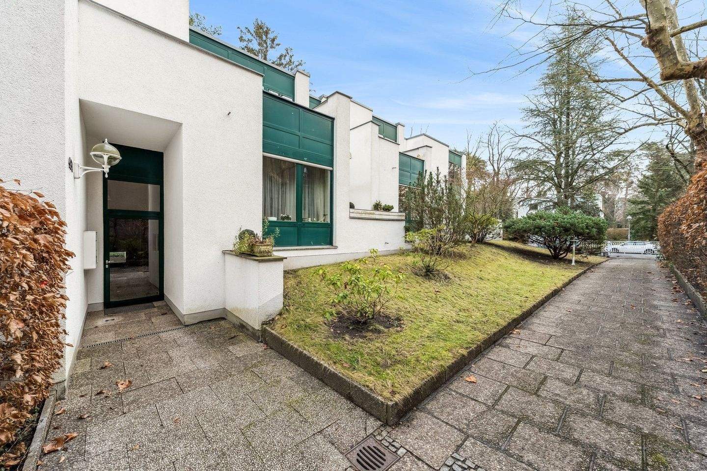 Terrassenwohnung mit Potential in bester Dahlem Lage