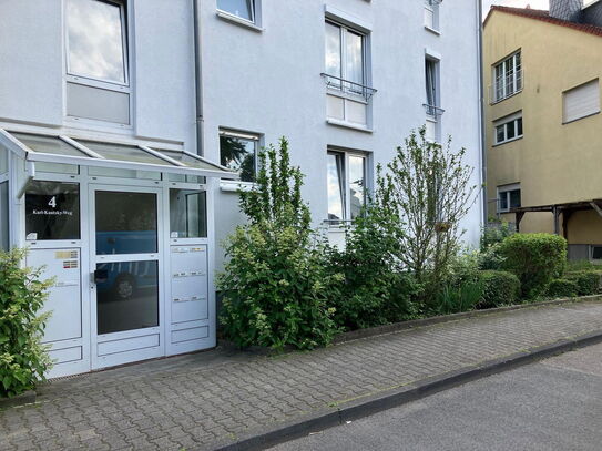 Gepflegte EG Wohnung mit Garten