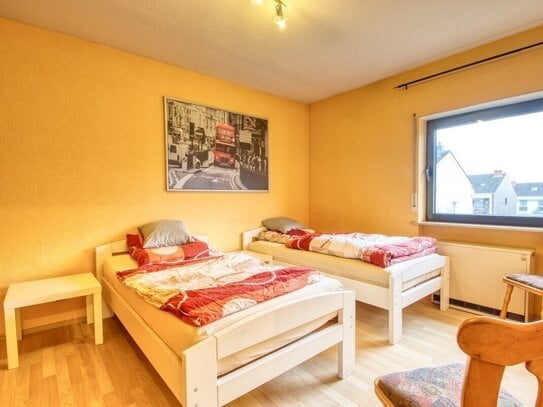 Ferienwohnung/ Monteurwohnung/ 8 Betten Tel.: 0177 3605126 oder info@Limmoverkauf.de