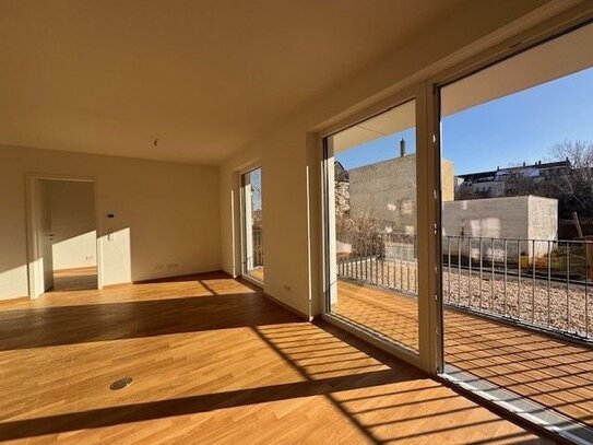 *** NEUBAU ERSTBEZUG * Südvorstadt 2 Zimmer * moderne Einbauküche * Süd-Balkon * 04/25 *