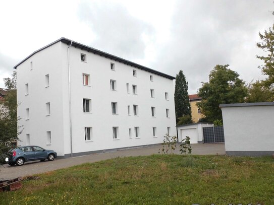 2-Raum Wohnung im II. OG, in Marktnähe