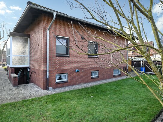 Burgwedel OT - Reizvoller Bungalow mit Souterrain und Ausbaureserve in guter Lage