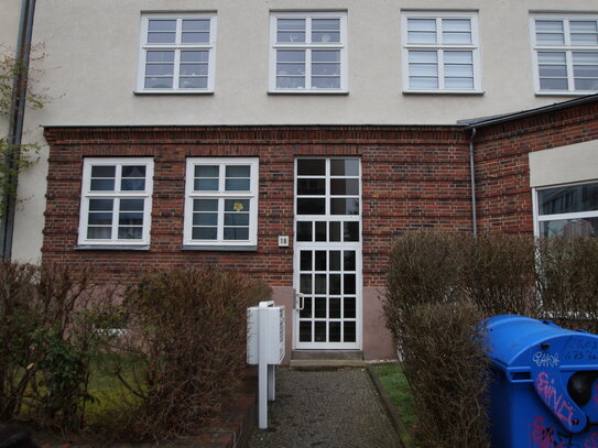 Helle 2-Raumwohnung im Dachgeschoss mit Balkon