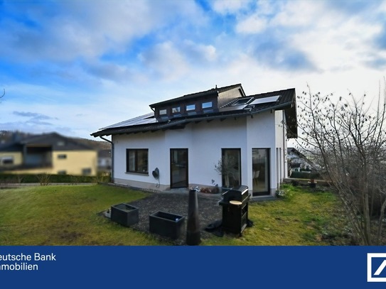 Stilvolles Einfamilienhaus mit traumhaftem Eifelblick und moderner Ausstattung!