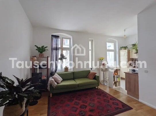 [TAUSCHWOHNUNG] Bright, high ceiling one bedroom apartment, P-Berg