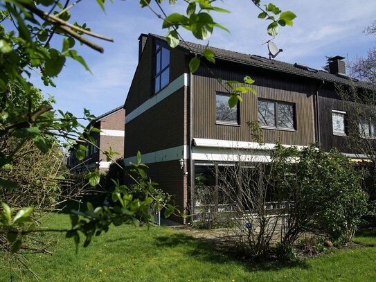 Einfamilienhaus in mittelbarer Rheinnähe in Düsseldorf - Urdenbach