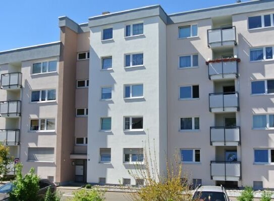 Reserviert!! Renovierte 3-Zimmerwohnung