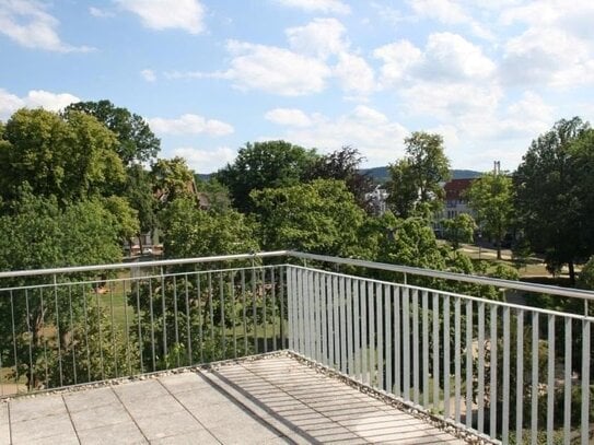 KL-Stadtpark - Großzügige 2-Zimmer-Penthousewohnung mit Dachterrasse in Top-Lage