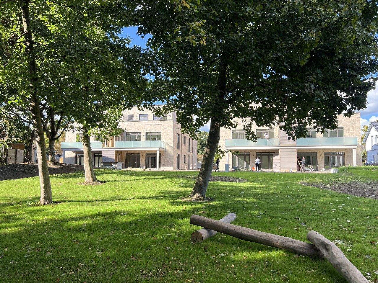 Exklusive 4-Zimmer-Wohnung mit ca. 130 m², großem Südbalkon und Parkblick in Toplage