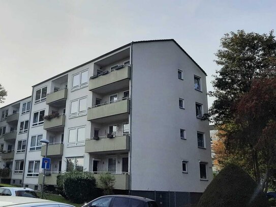 Attraktive, helle 2,5 Raumwohnung mit Blick über Aachen. Balkon u. Garage