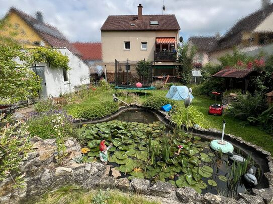 Handwerker aufgepasst! Hier ist Ihre Immobilie! 2-Familienhaus mit Garten & Freisitz