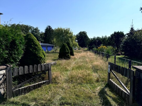 Kleines Baugrundstück in Werben (OT Behrendorf) mit großer Garten- und Erholungsfläche inkl. Naturteich