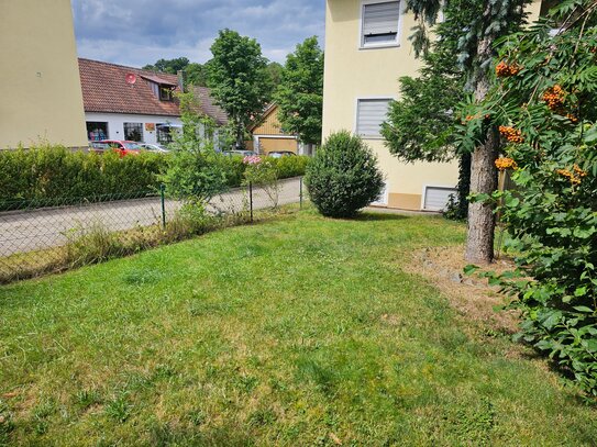 3 große Wohnungen, 2 unvermietet, großer Garten, ruhige Lage