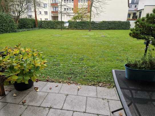 Zentrale 3 Zimmer Wohnung in ruhiger Lage mit Terrasse und Stellplatz zu vermieten