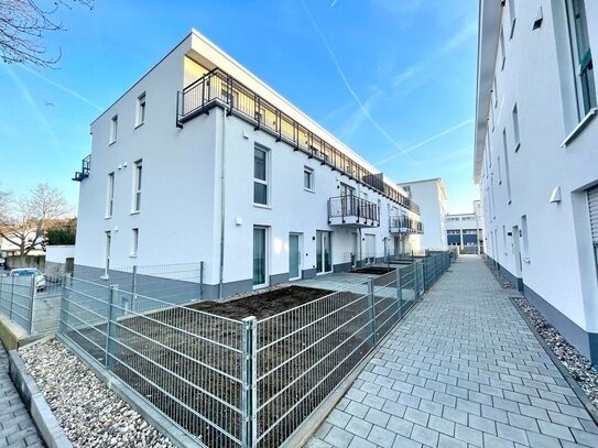 Erstbezug! Moderne 3- Zimmerwohnung mit geräumiger Terrasse!