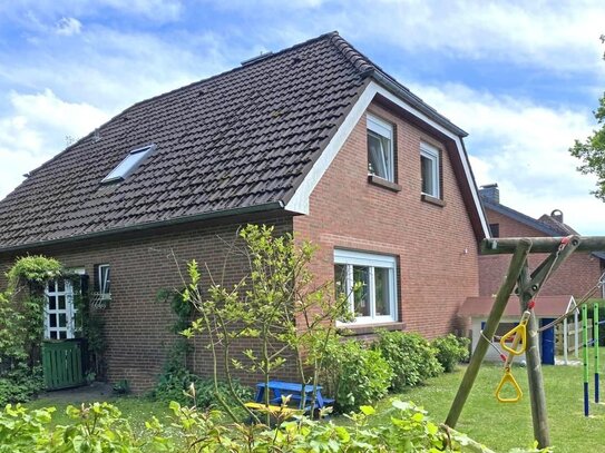 Liebevoll gepflegtes Einfamilienhaus mit Garage in bevorzugter Wohnlage von Oldenburg-Ofenerdiek