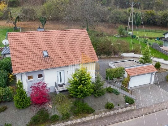 Charmantes renoviertes Einfamilienhaus in Merzig-Menningen auf großem Grundstück zu verkaufen