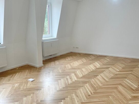 Kleinweidenmühle Liebhaberobjekt! Sanierte, stilvolle 3-ZW mit 80 m², Parkett, Gäste-WC, im 3.OG