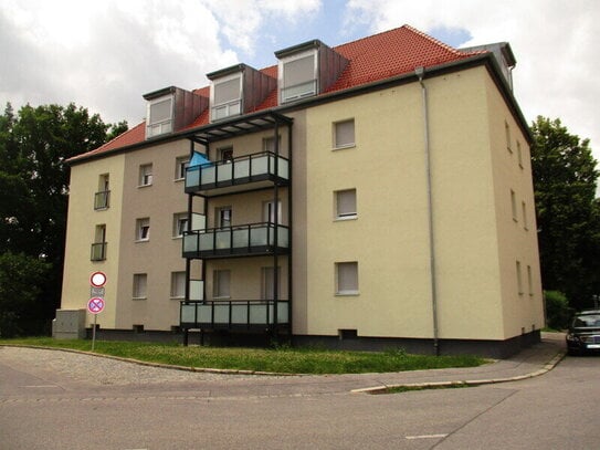 Toll ausgebaute 3-Zimmer-Dachgeschoss-Wohnung mit Balkon