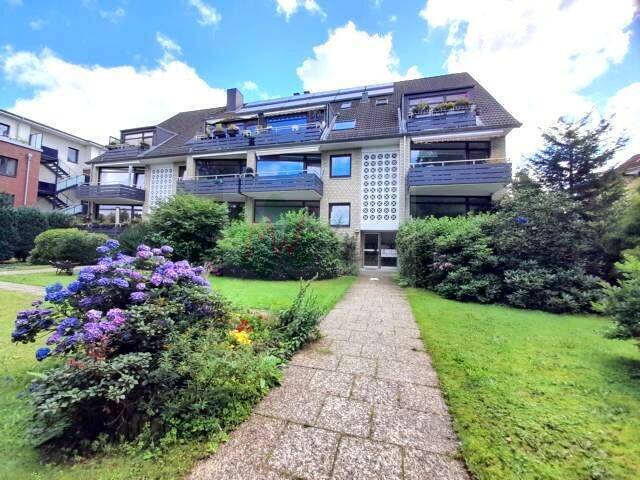 Gut geschnittene 2,5 Zimmer Wohnung in zentraler Lage in Hamburg-Rahlstedt zu verkaufen!