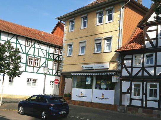 Mehrfamilienhaus mit Gewerbe im Zentrum von Eschwege!