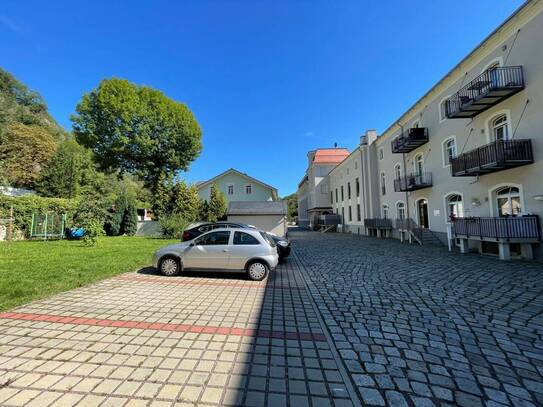 Denkmalschutz: Helle 3-Zimmer-Eigentumswohnung zum sofortigen Bezug in Dresden-Dölzschen
