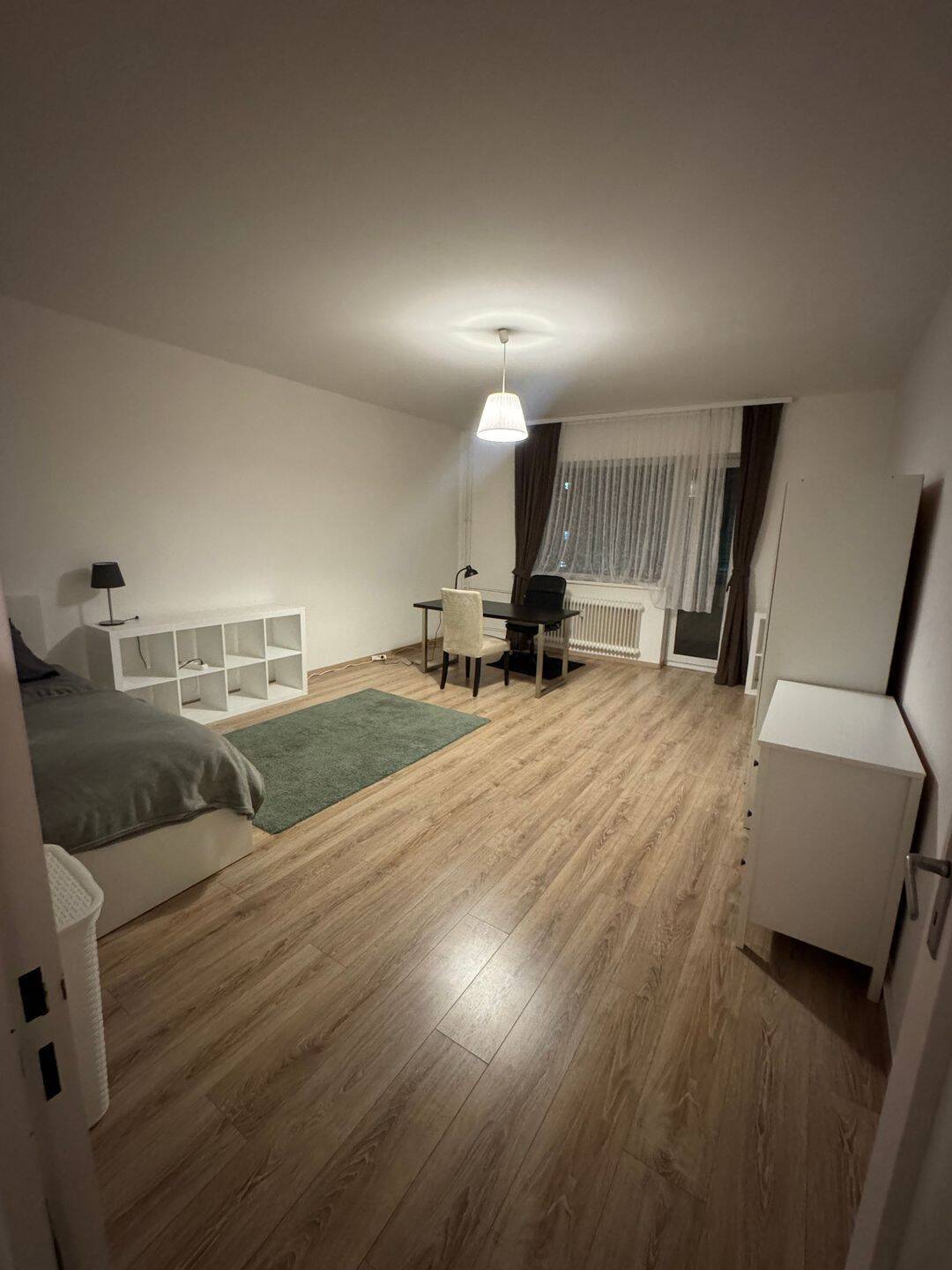 Möbliertes WG-Zimmer mit Balkon in Berlin-Steglitz - Photo 1